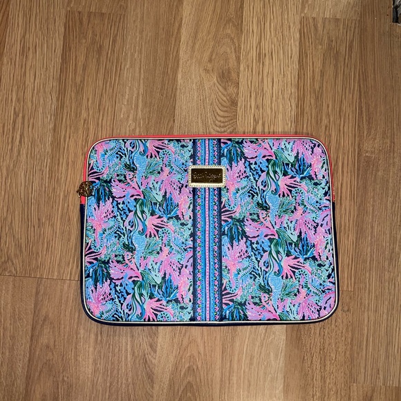 Lilly Pulitzer laptop sleeve - Picture 2 of 3